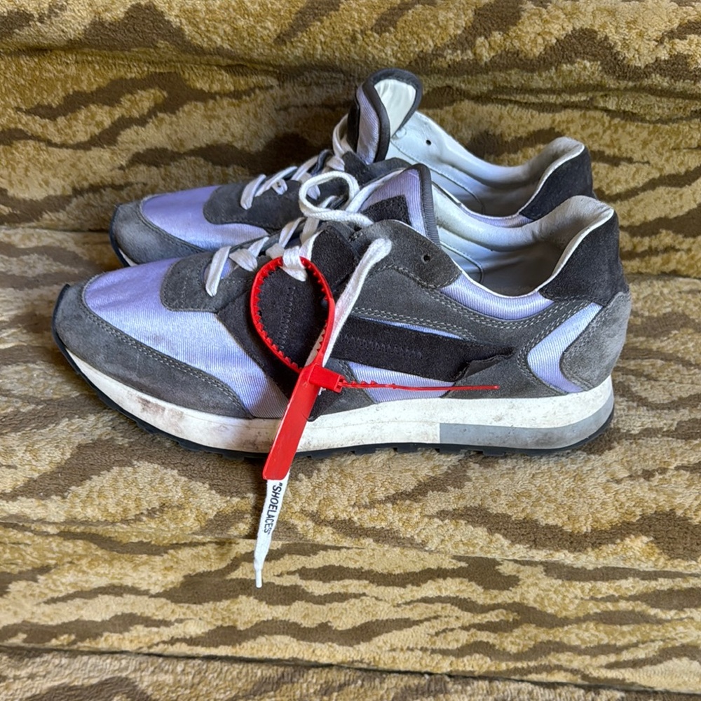 Off-White Gray and White Sneakers with Modern Design